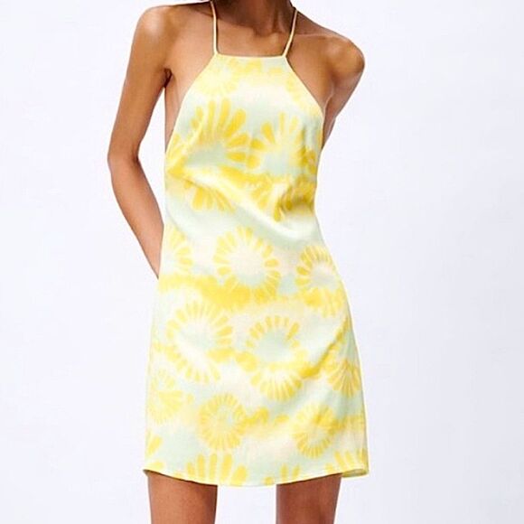 Zara Print Mini Halter Dress Size S BLOGGER FAVORITE • TIKTOK • NEW WITH TAGS • - Picture 8 of 15